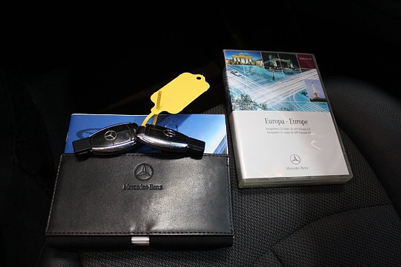 Mercedes-Benz E350 14 of 23