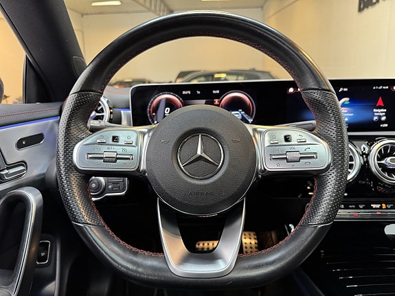 Mercedes-Benz CLA200 11 of 19