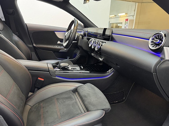 Mercedes-Benz CLA200 19 of 19