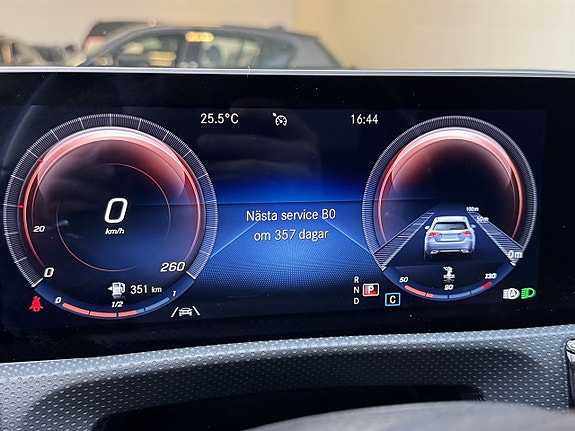 Mercedes-Benz CLA200 15 of 19