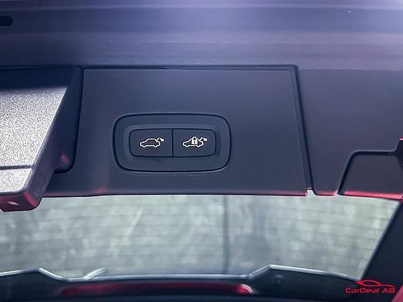 Volvo V90 Cross Country 25 of 27