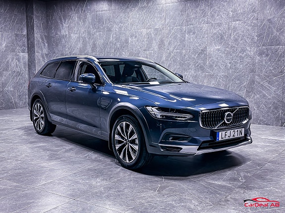 Volvo V90 Cross Country 9 of 27