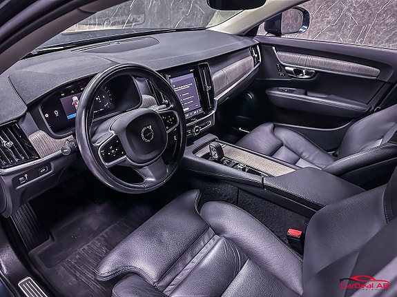 Volvo V90 Cross Country 15 of 27