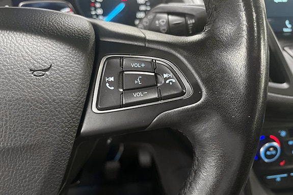 Ford Kuga 21 of 24