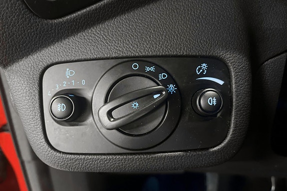 Ford Kuga 19 of 24