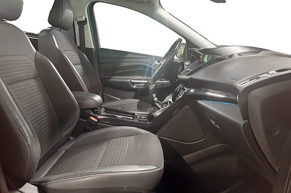 Ford Kuga 14 of 24