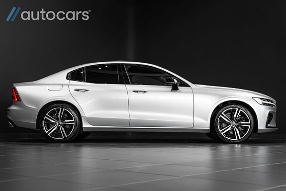 Volvo S60 2 of 30