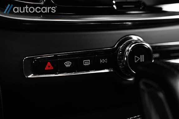 Volvo S60 26 of 30