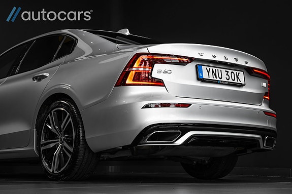 Volvo S60 17 of 30