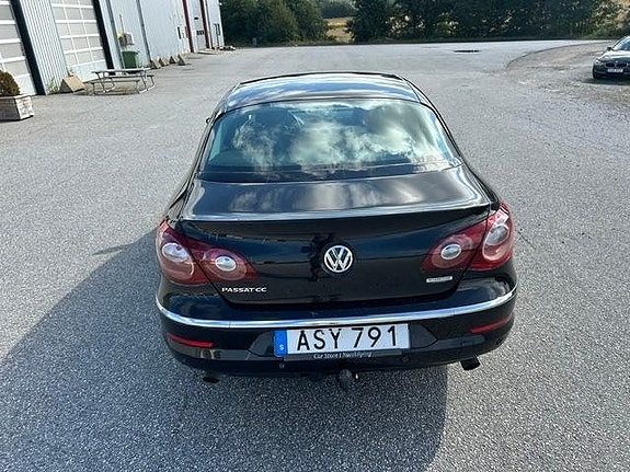 Volkswagen Passat CC 18 of 18