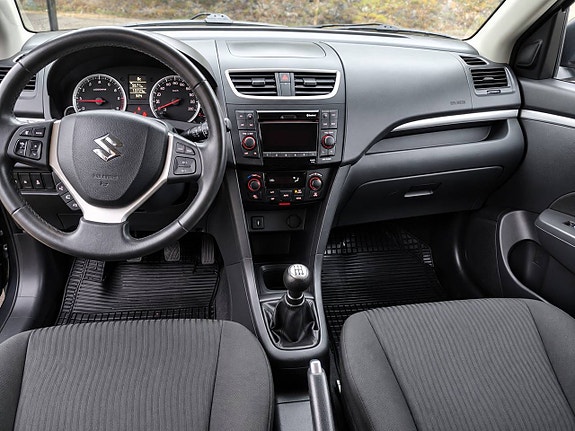 Suzuki Swift 8 of 9