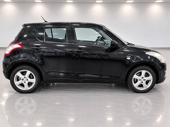 Suzuki Swift 4 of 9
