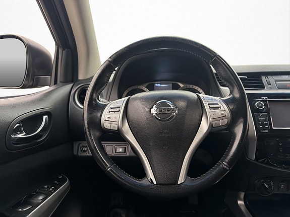 Nissan Navara 17 of 30