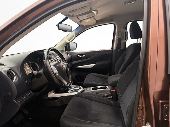 Nissan Navara 15 of 30
