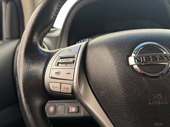 Nissan Navara 18 of 30