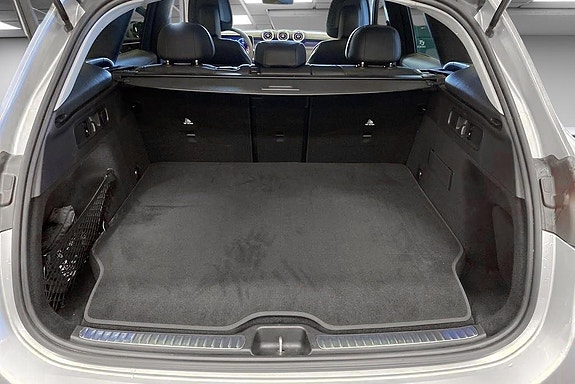 Mercedes-Benz GLC300 de 15 of 20