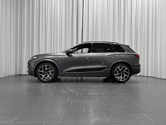 Audi Q6 e-tron 2 of 18
