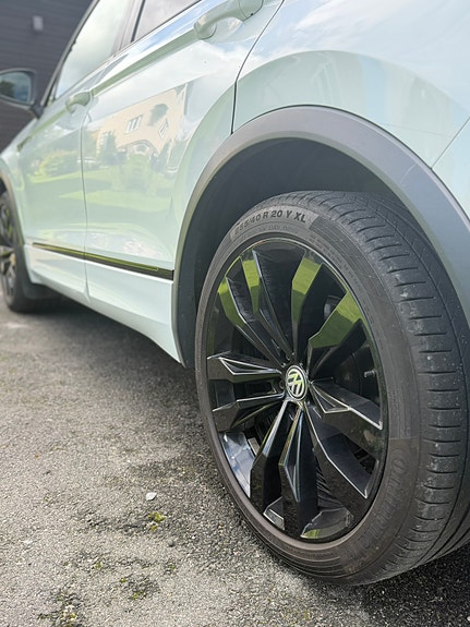 Volkswagen Tiguan 5 of 7
