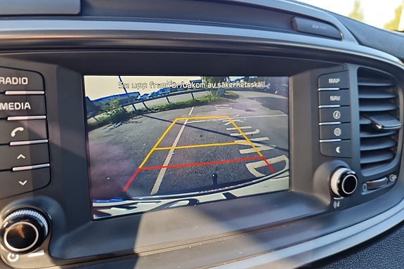 Kia Sorento 13 of 15