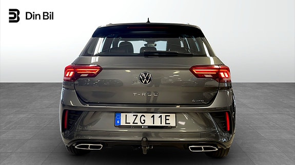 Volkswagen T-Roc 5 of 12