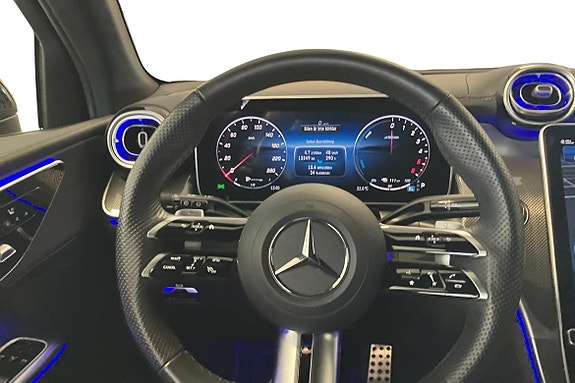Mercedes-Benz GLC300 de 11 of 24