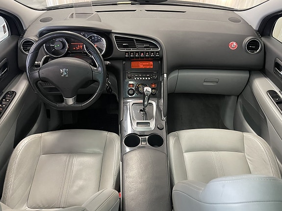 Peugeot 3008 10 of 16