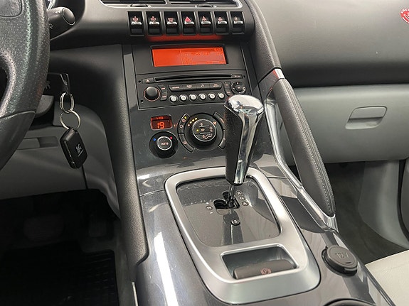 Peugeot 3008 14 of 16