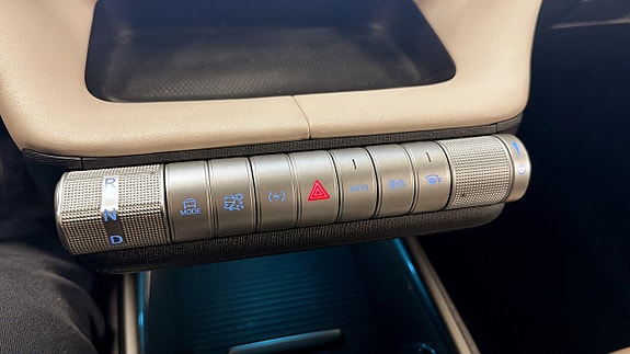 BYD Dolphin 16 of 16