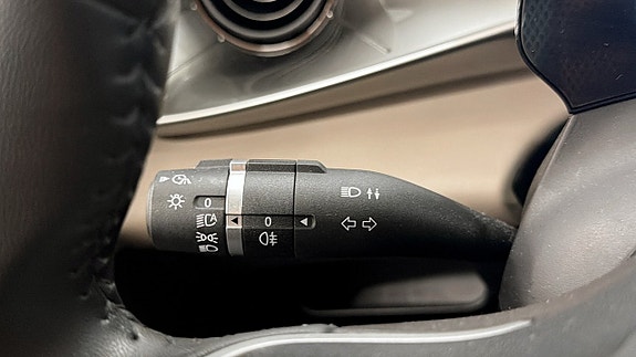 BYD Dolphin 15 of 16