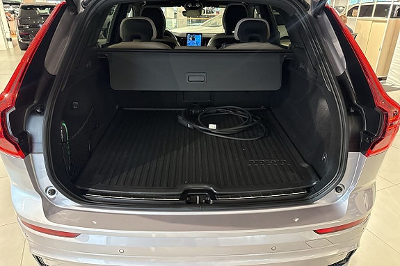 Volvo XC60 14 of 18