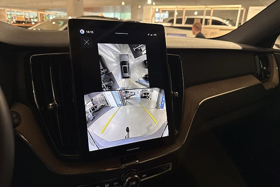 Volvo XC60 17 of 18