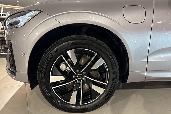 Volvo XC60 13 of 18