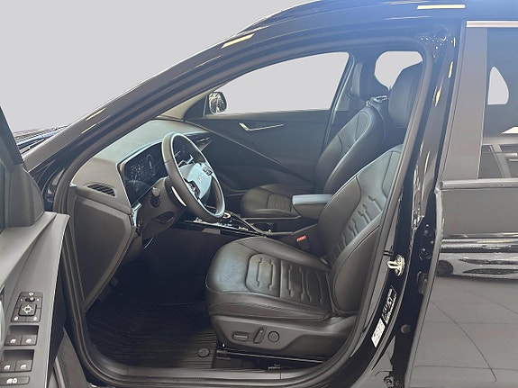 Kia Niro 8 of 18