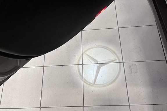Mercedes-Benz GLC300 de 9 of 30