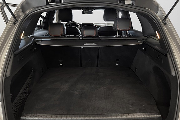 Mercedes-Benz GLC300 de 20 of 30