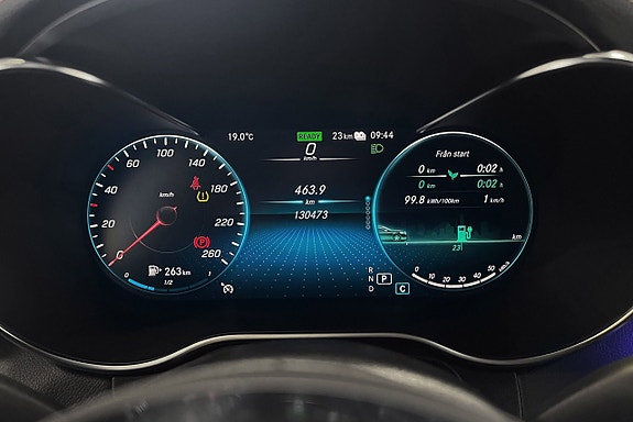 Mercedes-Benz GLC300 de 24 of 30