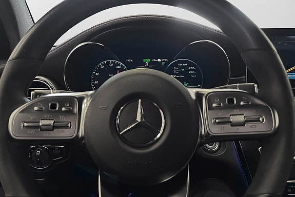 Mercedes-Benz GLC300 de 29 of 30