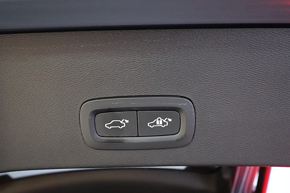 Volvo C40 10 of 22