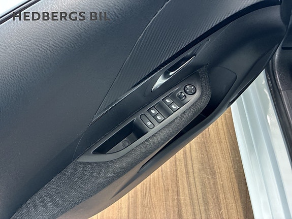 Peugeot 208 16 of 18