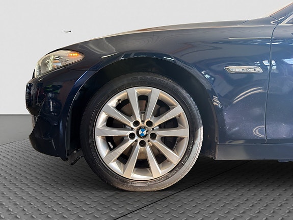 BMW 528 9 of 19