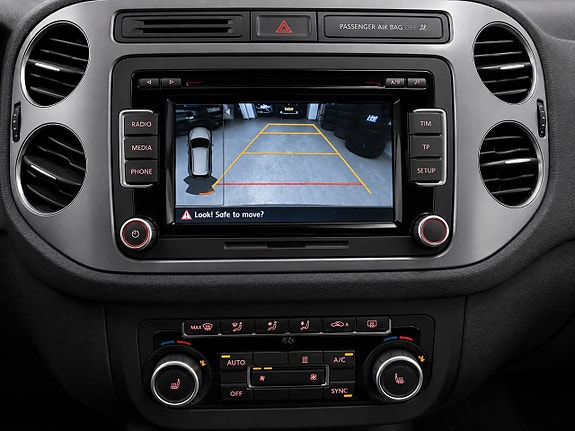 Volkswagen Tiguan 10 of 12