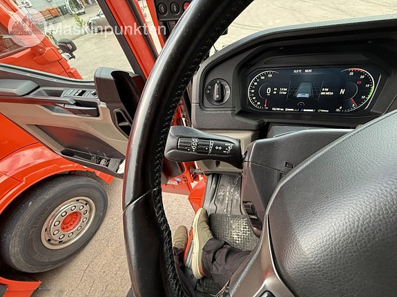 Man TGS 26.360 6X2-4 LL CH 18 of 27