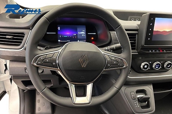 Renault Trafic 8 of 13