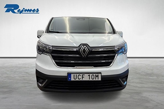 Renault Trafic 4 of 13