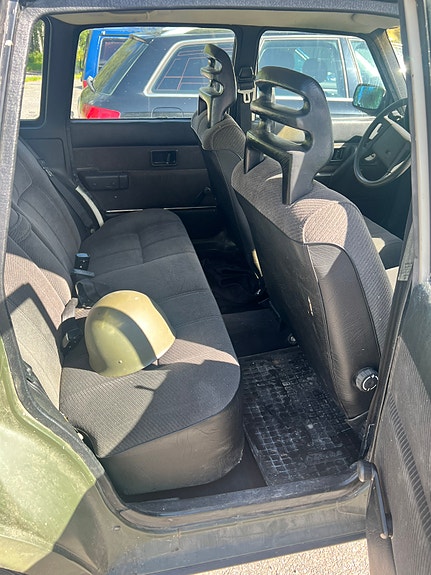 Volvo 240 6 of 9