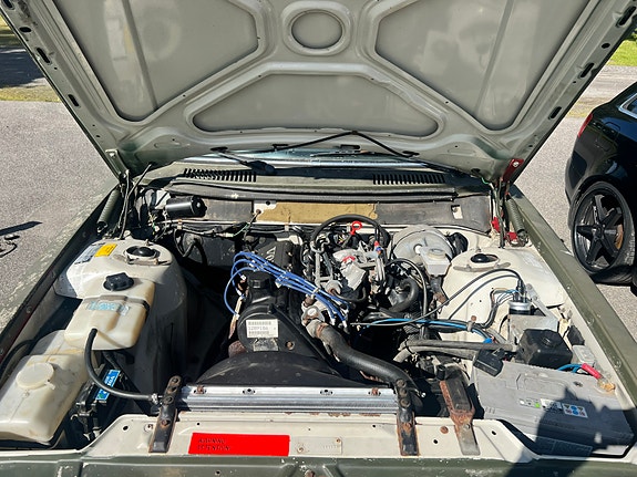 Volvo 240 3 of 9