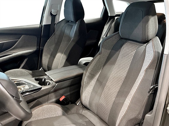 Peugeot 3008 5 of 17