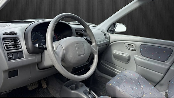 Suzuki Alto 5 of 8