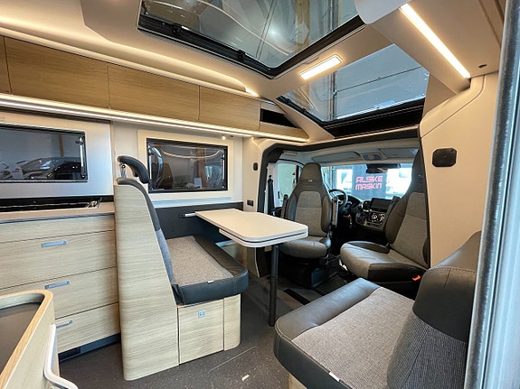 Adria Coral Select 670 SL / Automat / Multimedia / Truma Diesel / Garage / 7 of 28