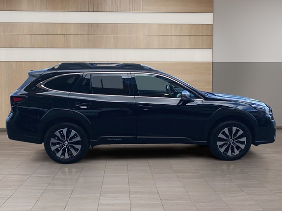 Subaru Outback 6 of 15